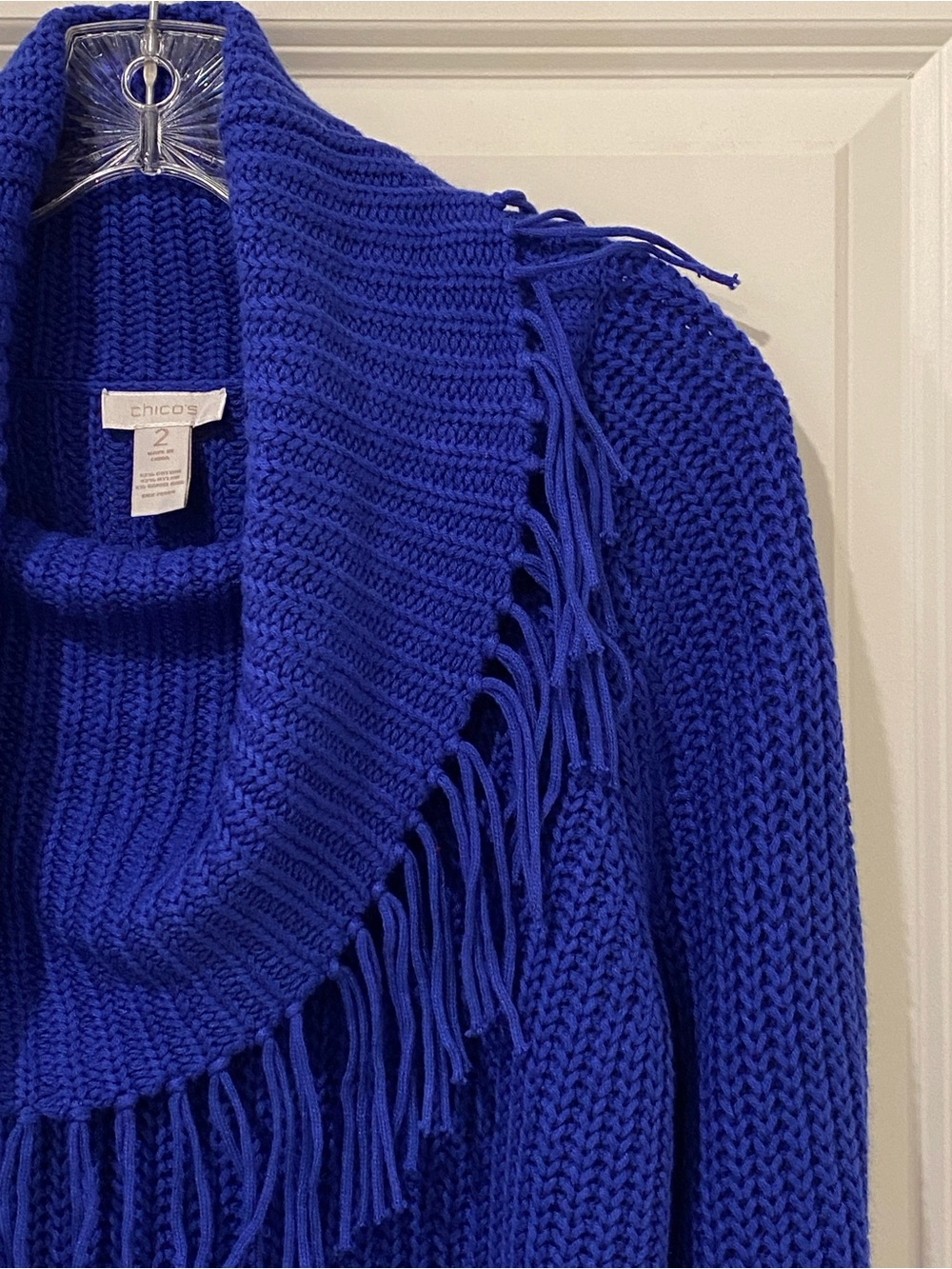 Chico’s Size 2 L Cobalt Blue Fringe Cowl Neck Chunky Knit Sweater - Picture 4 of 6